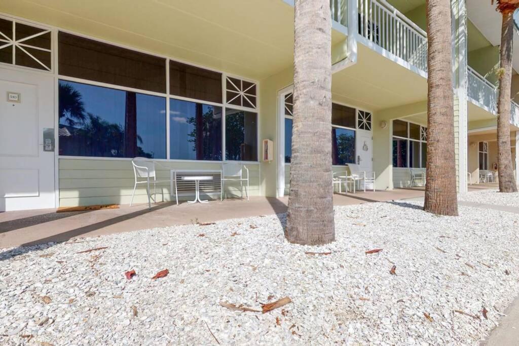 Sea Breeze, Studio 510, Beach Steps Away!+Pool+Wifi Раскін Екстер'єр фото