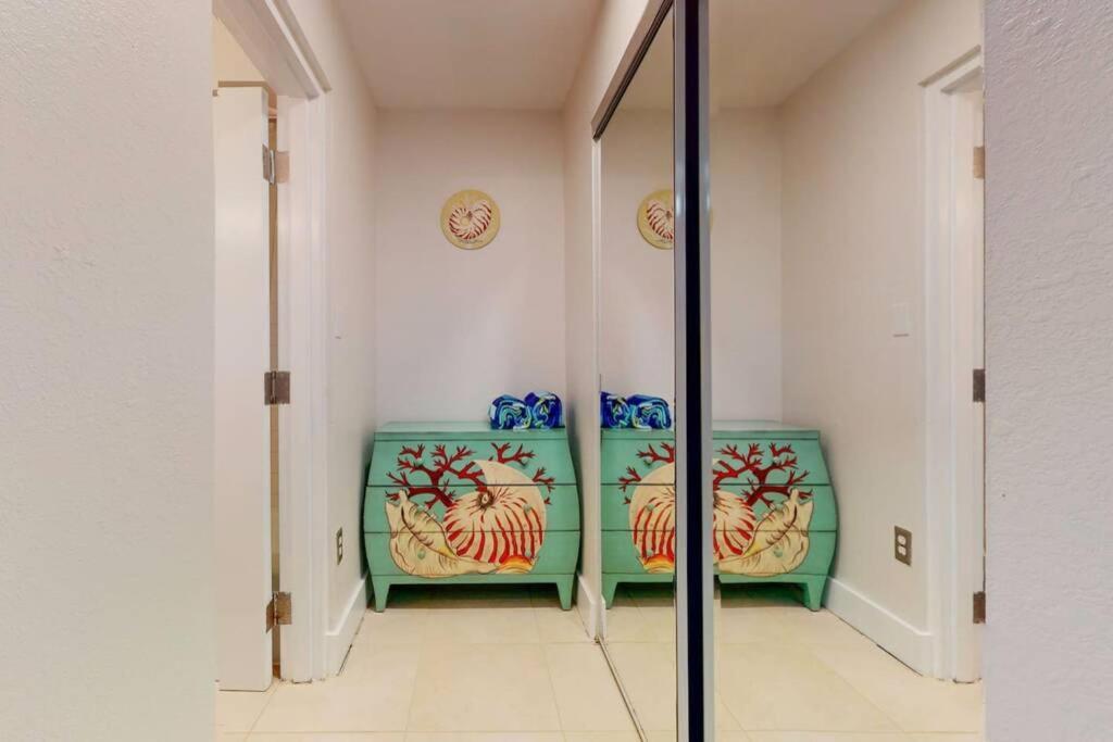 Sea Breeze, Studio 510, Beach Steps Away!+Pool+Wifi Раскін Екстер'єр фото